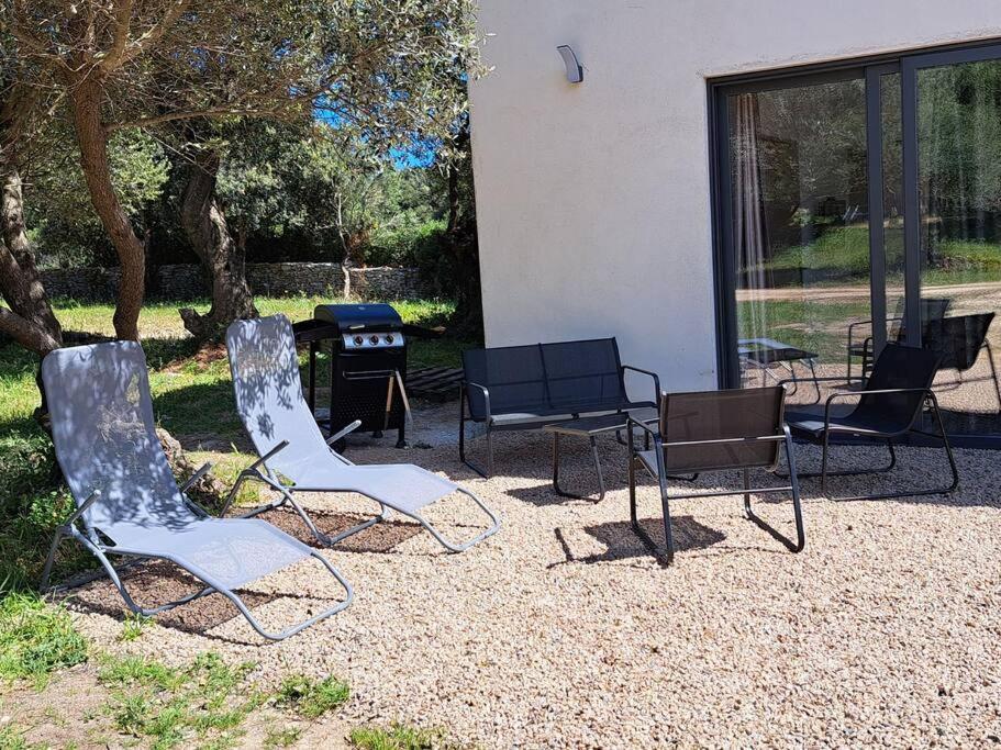 Maison Au Calme Idealement Situee Proche Plage Bonifacio  Exterior photo